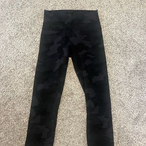 Wunder Train HR Tight 25" Size 6 Camo